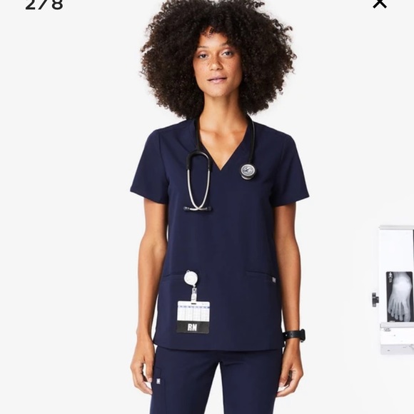 Figs Navy Women’s Casma Scrub Top - Picture 2 of 3